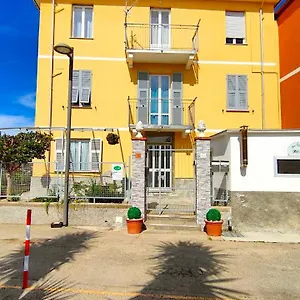 Petit Déjeuner Chiavari